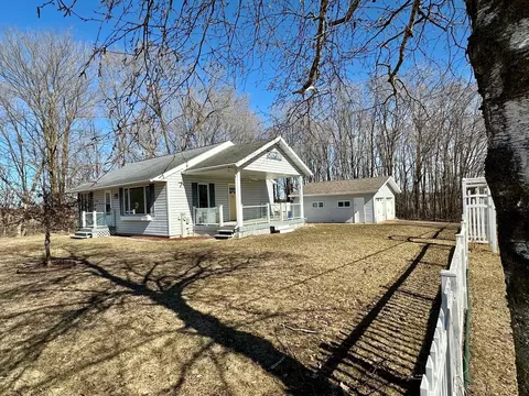 w10690 Geider Road, Red Springs, WI 54128