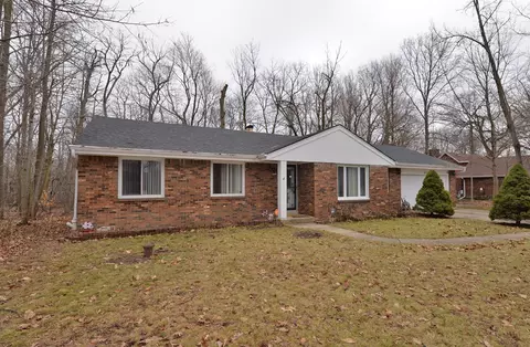 6035 Fayette, Racine, WI 53402