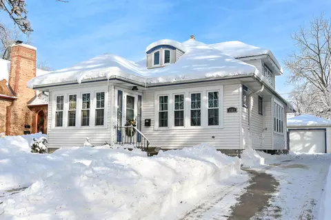 1802 N 84th, Wauwatosa, WI 53226