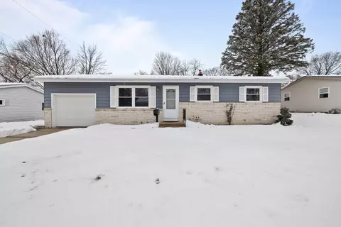 640 Pleasant, West Bend, WI 53095