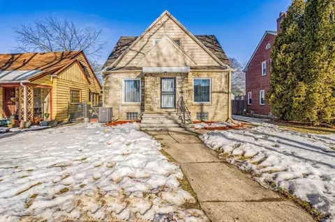 4430 W Melvina, Milwaukee, WI 53216