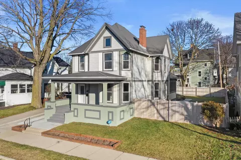 1811 Park, Racine, WI 53403