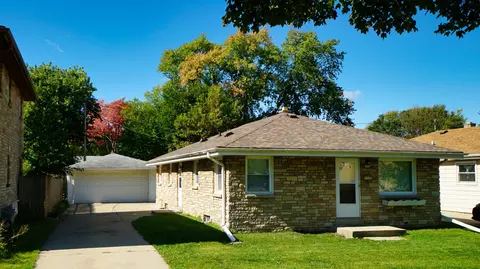 5353 N 60th, Milwaukee, WI 53218