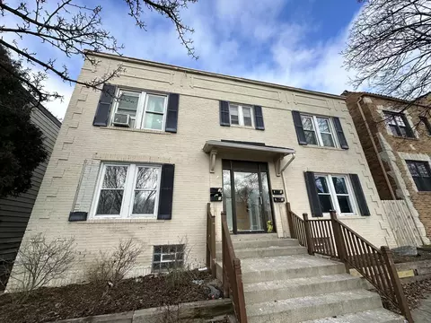 1708 E Geneva, Milwaukee, WI 53211