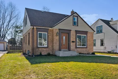 927 W Glendale, Glendale, WI 53209