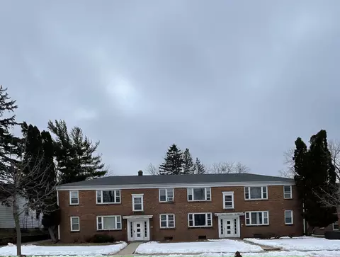 7837 W W Ctr #7841, Milwaukee, WI 53222