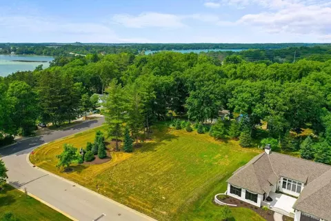 1630 Newbridge #LT 1, Summit, WI 53066