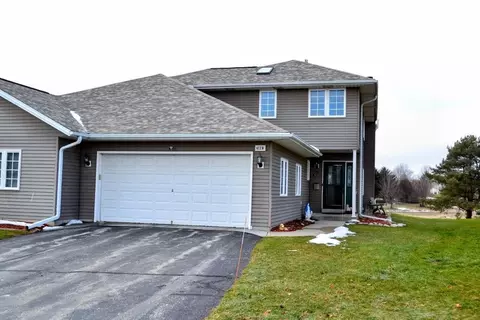 412 Park Place Apt B 5b #B, 5B, Waterford, WI 53185