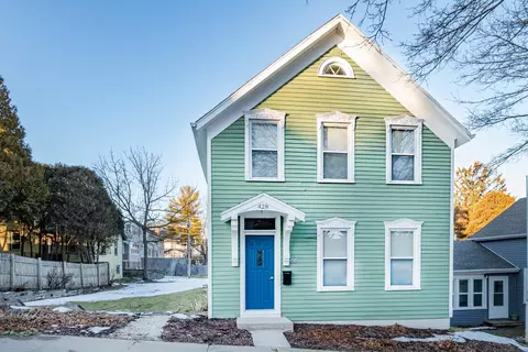 428 Ontario, Sheboygan, WI 53081