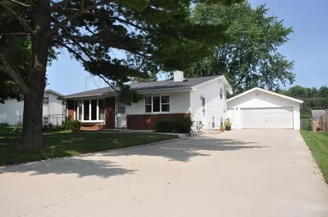 12309 41st, Pleasant Prairie, WI 53158