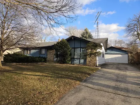 10431 W Sylvia, Milwaukee, WI 53224