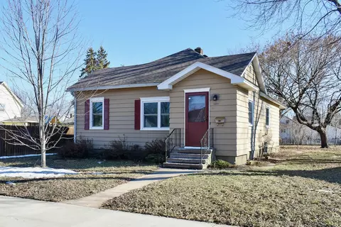 464 Grand, Winona, MN 55987