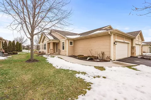 s70w15302 Sandalwood, Muskego, WI 53150