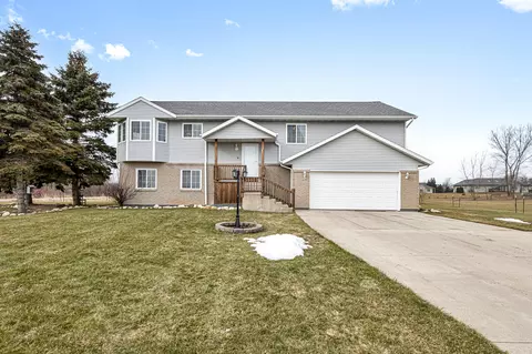 5740 Moenning, Wilson, WI 53081