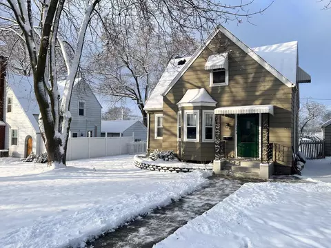 115 S Dewey, Jefferson, WI 53549