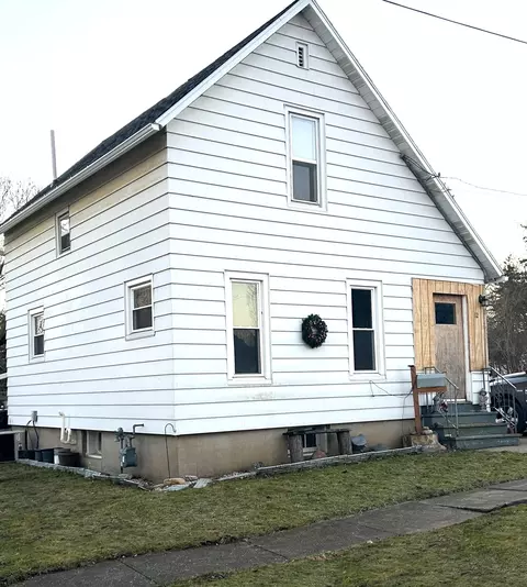 12 Harrison, Fort Atkinson, WI 53538