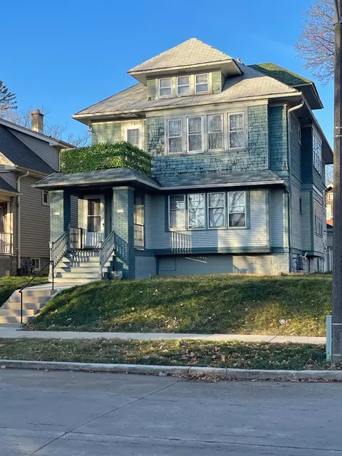 2775 N 52nd #2777, Milwaukee, WI 53210