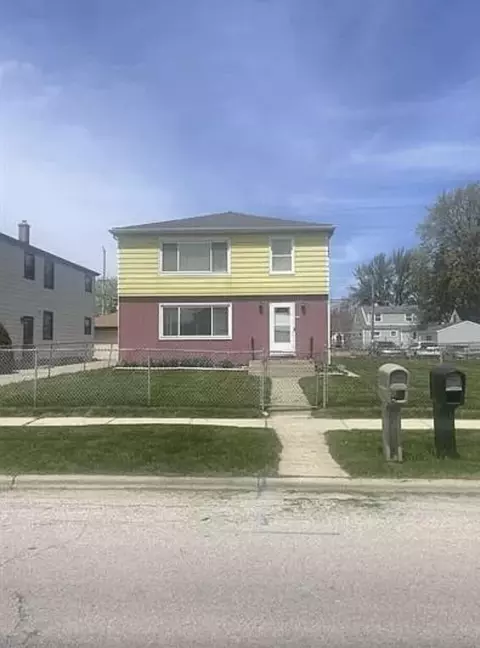 622 Columbia, South Milwaukee, WI 53172