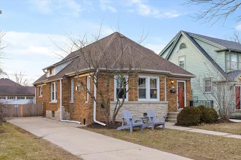 5117 N Idlewild, Whitefish Bay, WI 53217