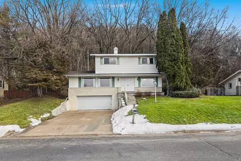 1147 Cliffwood, La Crosse, WI 54601