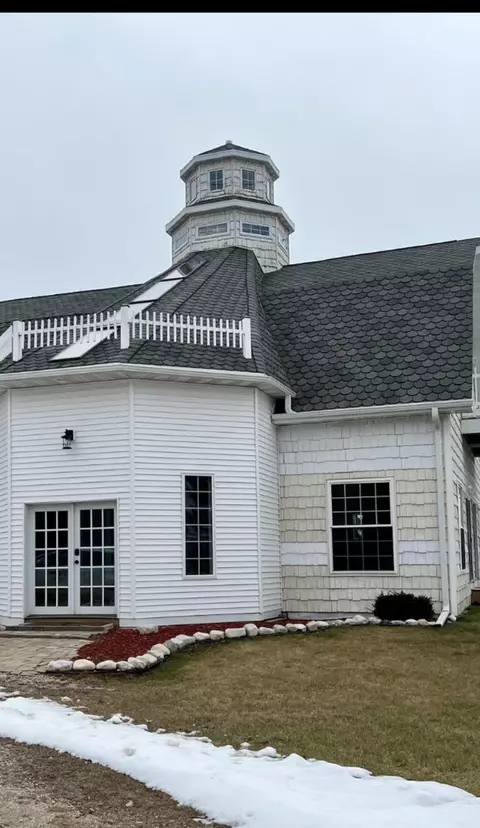 7315 E Washington, Ahnapee, WI 54201