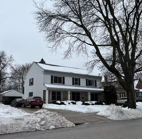 7821 Milwaukee, Wauwatosa, WI 53213