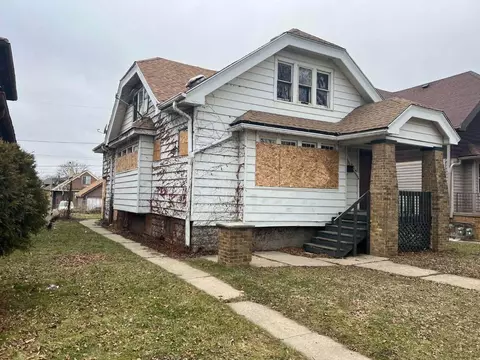 4035 N 15th, Milwaukee, WI 53209