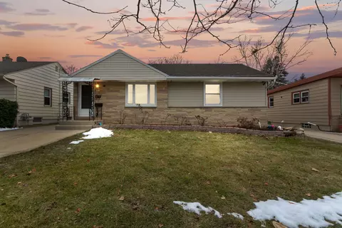 Undisclosed, Milwaukee, WI 53222
