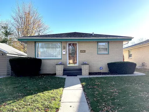 4940 N 89th, Milwaukee, WI 53225