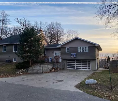 30217 Forest, Burlington, WI 53105