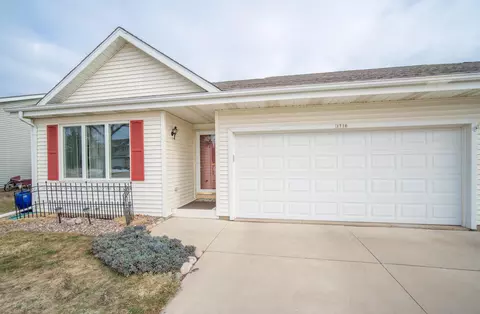 1716 Eden, West Bend, WI 53095
