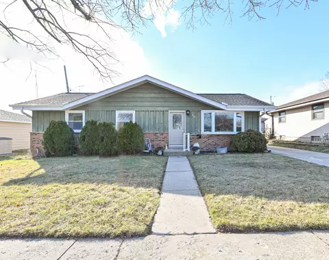 5113 62nd, Kenosha, WI 53142