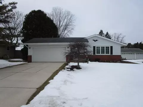 110 S Pershing, Howards Grove, WI 53083
