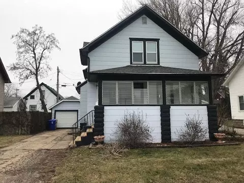 7408 10th, Kenosha, WI 53143