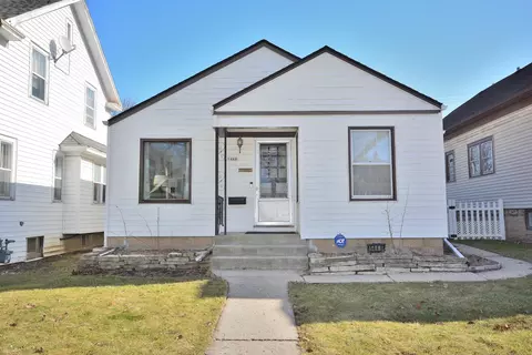 1444 S 90th, West Allis, WI 53214