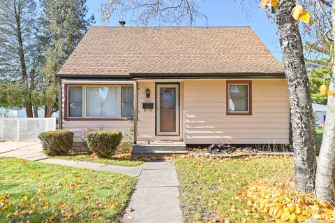 2659 S 70th, Milwaukee, WI 53219
