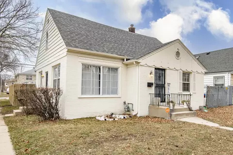 3701 N 52nd, Milwaukee, WI 53216