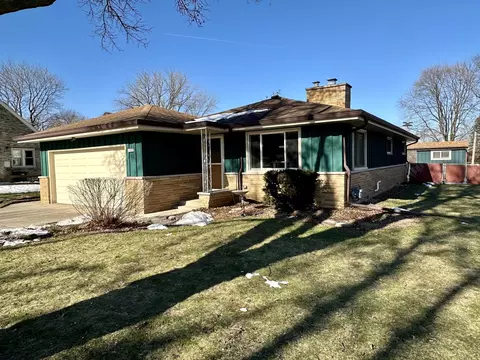 11028 W Wisconsin, Wauwatosa, WI 53226