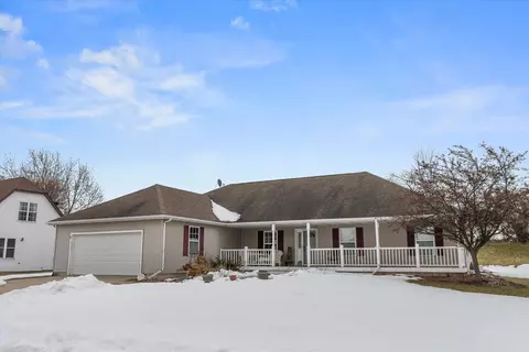 241 Clover, Fredonia, WI 53021