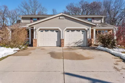 4878 S 69th #4880, Greenfield, WI 53220