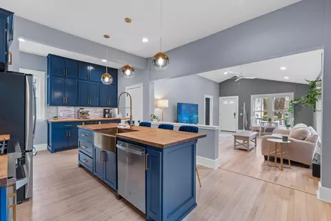 2013 N 7th, Sheboygan, WI 53081