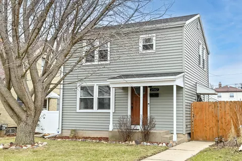 2362 S 75th, West Allis, WI 53219