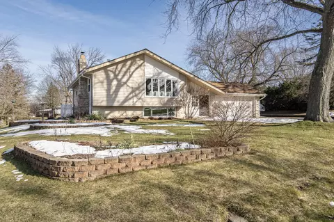 3220 S Ventura, New Berlin, WI 53151