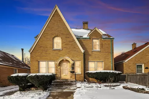 2104 Kearney, Racine, WI 53403