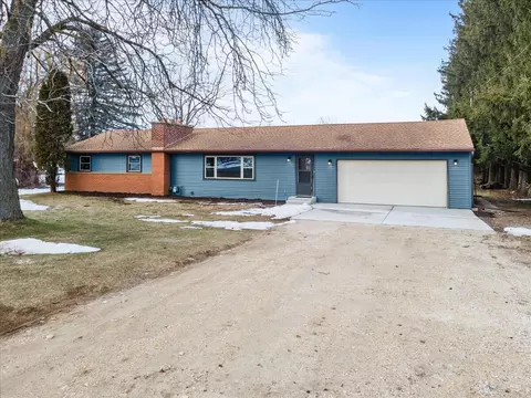 3974 Schuster, Barton, WI 53090