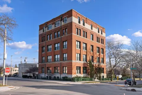 1846 N Vel R Phillips #102, Milwaukee, WI 53212