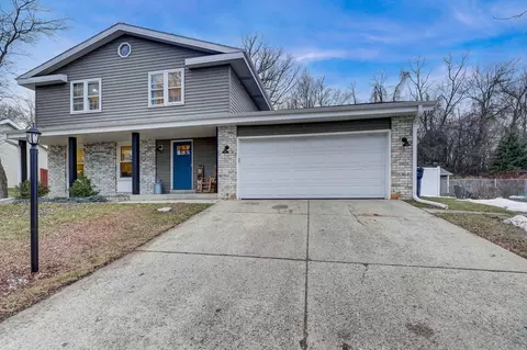 2908 Sussex, Waukesha, WI 53188