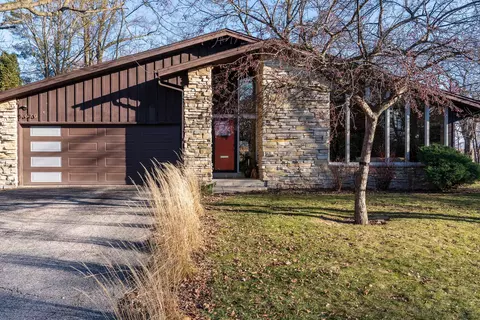 5620 N River Frst, Glendale, WI 53209