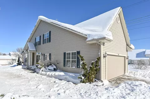 1333 Niagara, Waukesha, WI 53186