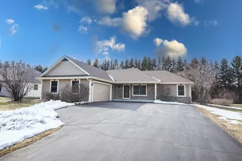 4131 Carneros, Jackson, WI 53037